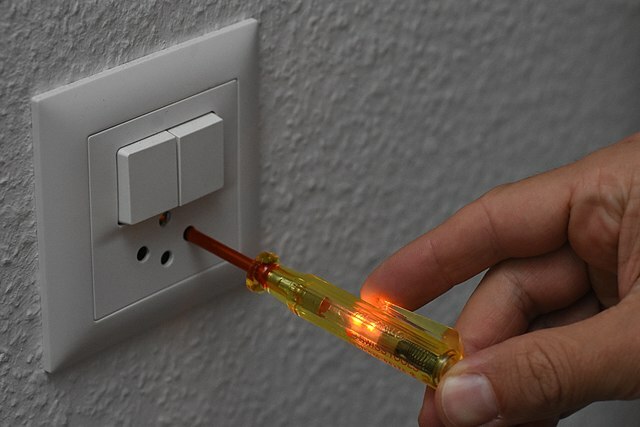 Mai 2024 | Der Phasenprüfer - Eine unsichere Sache