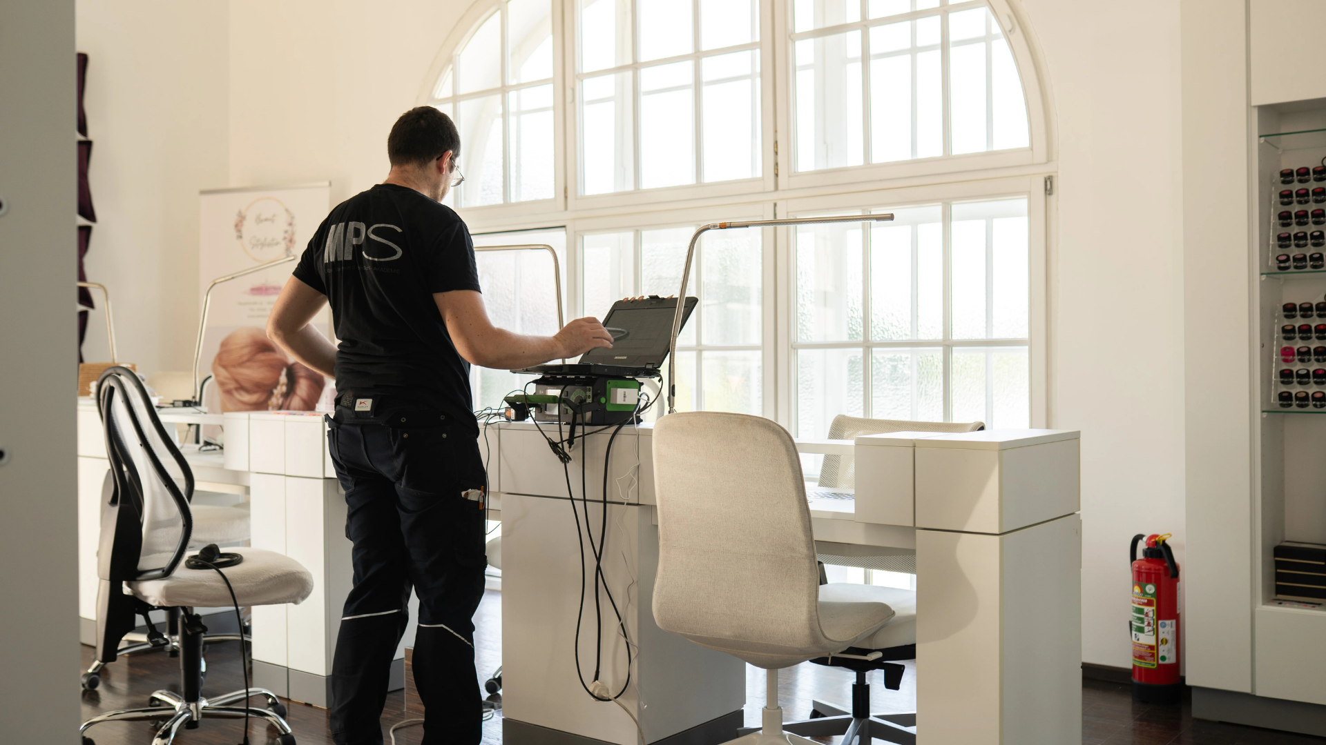 Wir garantieren Ihnen elektrische Betriebssicherheit