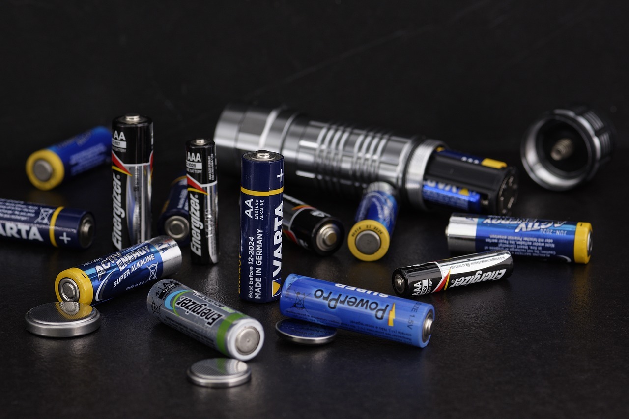 November 2023 | Batterien nachhaltig nutzen und fachgerecht entsorgen Startseite Bild